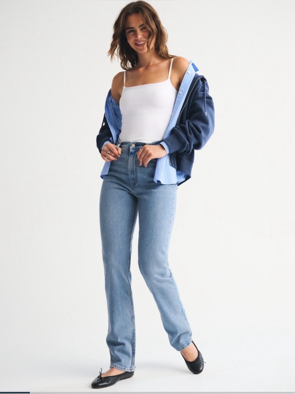 Abercrombie & Fitch Curve Love Ultra High Rise 90s Straight Jean - 30 short